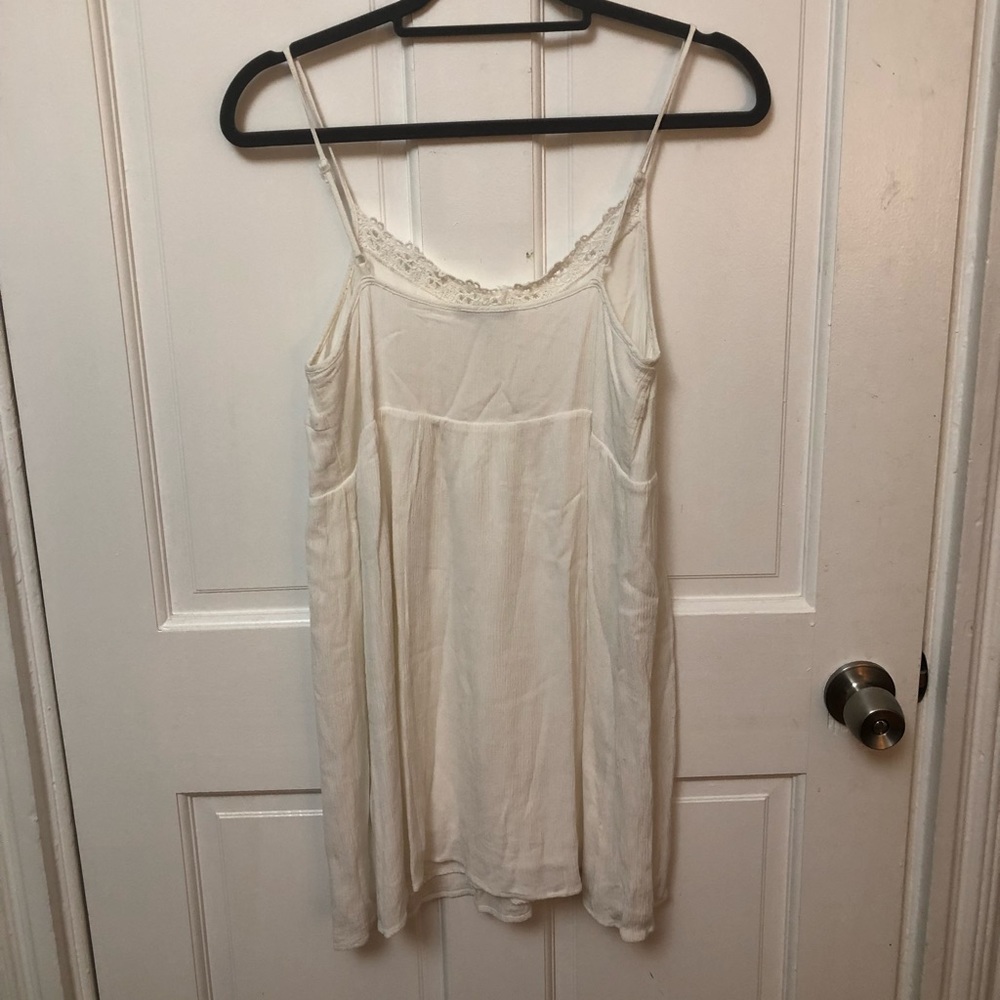 Tank top White Embroidered Dress. Size M. - Picture 3 of 3
